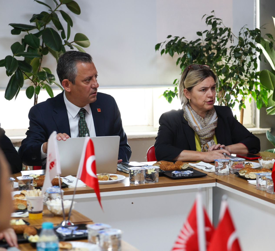 CHP MYK Esenyurt'ta toplandı: Grup toplantısı Silivri'de yapılacak