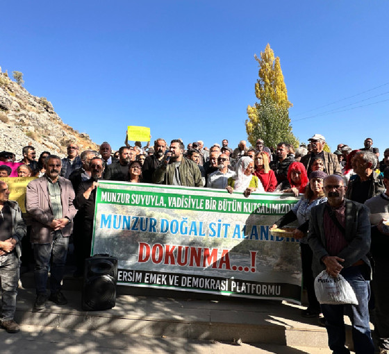 Dersim'de 'koruma' statüsü düşürülen Munzur Gözeleri için eylem