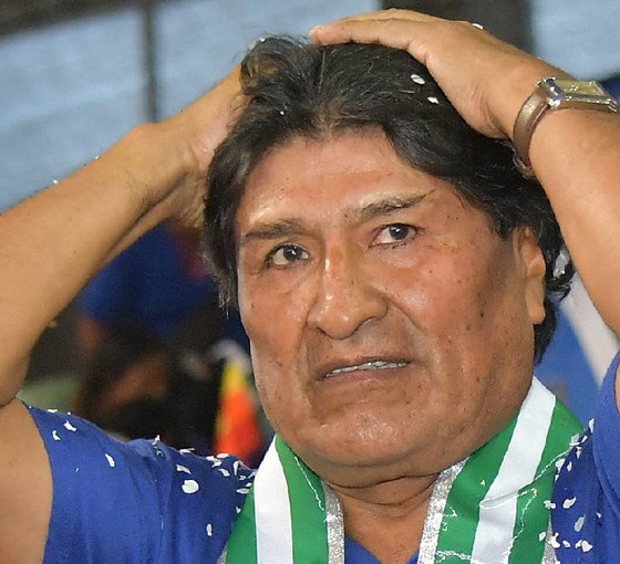 Bolivya'da gerilim tavan yaptı: Morales yanlıları, üç kışlayı basıp askerleri rehin aldı