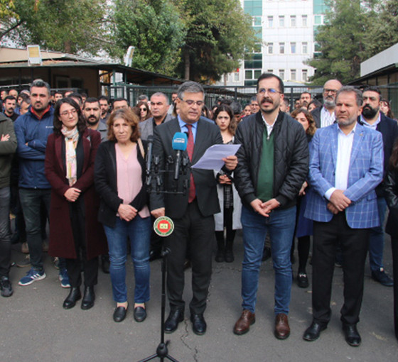 Diyarbakır Kent Koruma Platformu: Barış ve demokratikleşme çabalarına çok ağır bir darbe vuruldu