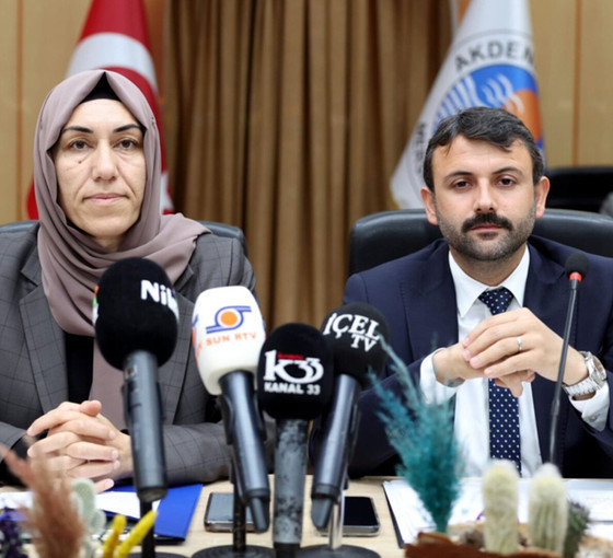 Akdeniz Belediyesi Eşbaşkanlarından kayyım tehditlerine yanıt: 'Hodri meydan; varsa yolsuzluk çıkarın'