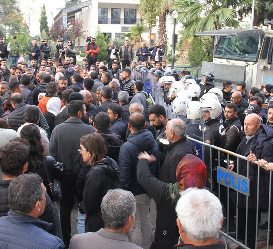Kayyım atanan Halfeti'de en az 13 gözaltı