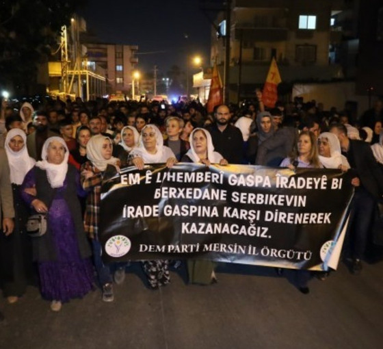 Mersin’de kayyım protestosu: Boyun eğmeyeceğiz