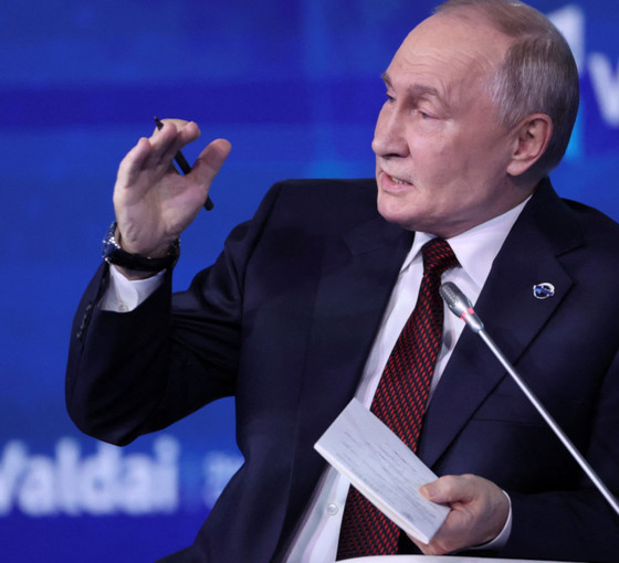 Trump'ı tebrik eden Putin'den 'Ukrayna bölünebilir' mesajı