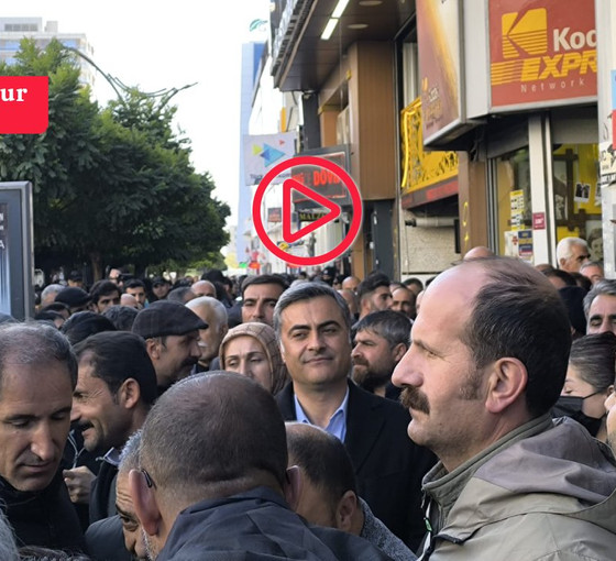 Van'da abluka altında kayyım protestosu... Temelli: Bu halk darbecilere karşı diz çökmeyecek