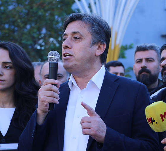 Batman'da kayyım protestoları... DEM Parti'li Rüştü Tiryaki: Onlar bizi tanımadığı sürece bizde onları tanımayacağız