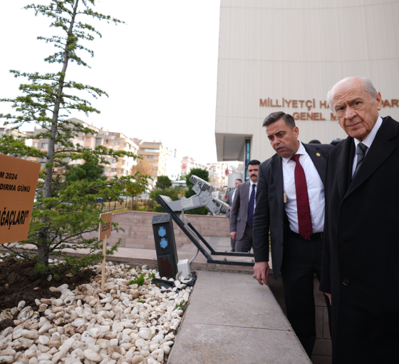 MHP Genel Merkezi önüne 'Biz kardeşiz' ağaçları dikildi