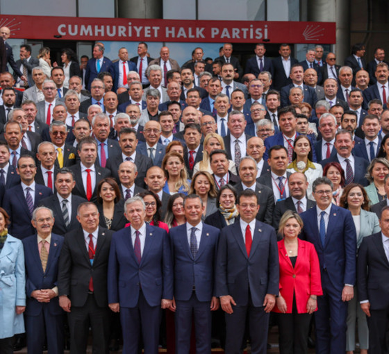 CHP, belediye konserlerine standart getirecek