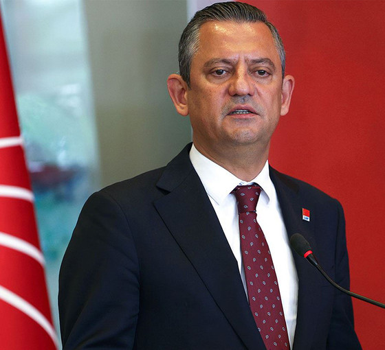 Özgür Özel'den süreç çıkışı: 'Devlet Bey kendince bir ütopya peşinde, ne örgütü ne ittifak ortağı arkasında'
