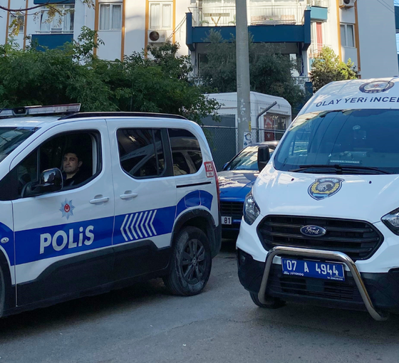 Antalya'da İranlı üç kardeş evde ölü bulundu
