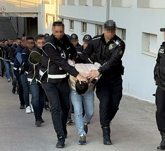 Adana merkezli suç örgütü operasyonunda 207 şüpheli tutuklandı