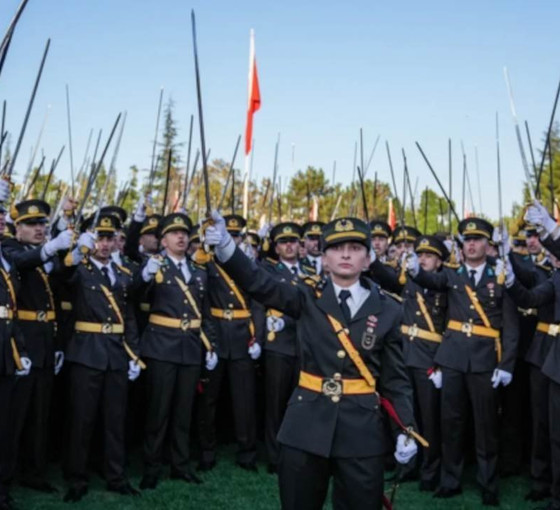Teğmenlerin kılıçlı yemininde soruşturma tamamlandı: İhraç talebi