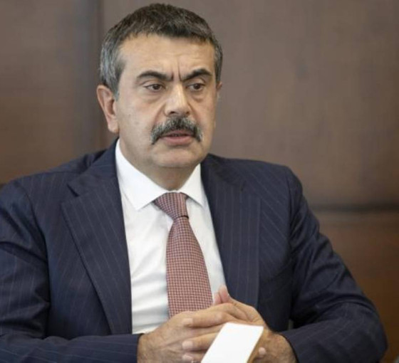 DEM Parti'den Bakan Tekin'e 'Kürtçe' yanıtı: 'Suçluluğunu inkarı etme girişimidir'