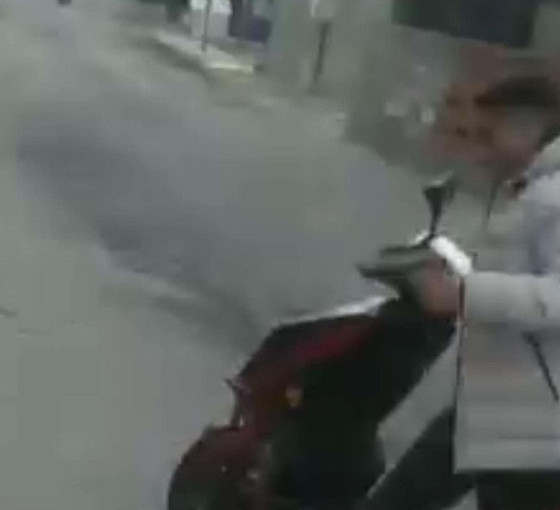 Uzaklaştırma kararı aldırmak için adliyeye giderken silahlı saldırıya uğradı