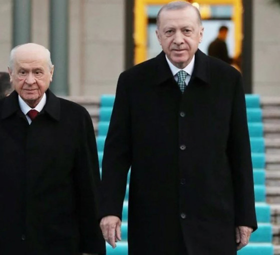 Başkancı Rejim'i padişahlıktan ayıran çizgi