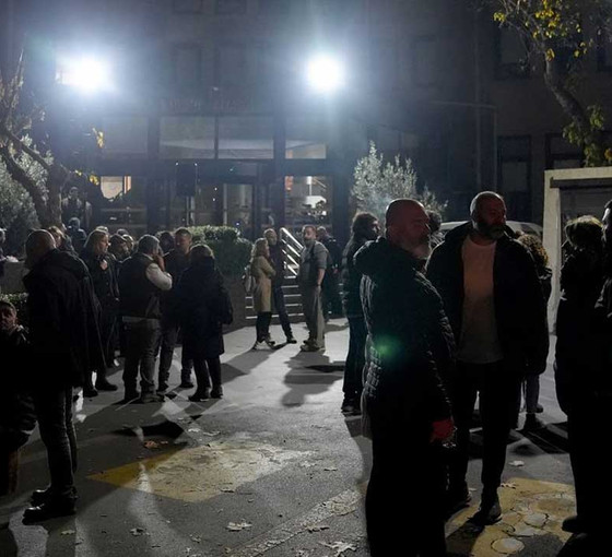 Kadıköy Belediyesi işçilerinin aldığı grev kararı bir dakika sürdü