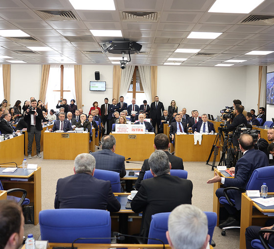 DEM Parti’nin sağlık alanında anadil hizmeti veren tercüman talebine ret