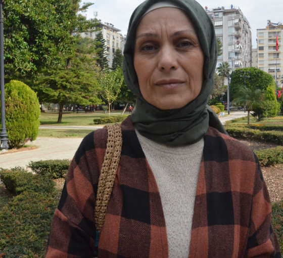 Kendisini bıçaklayan erkekten dört yıldır boşanamadı
