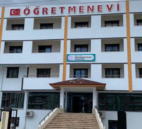 Adana’da sendikal ayrımcılık: Eğitim Bir-Sen kendi üyeleri için indirim protokolü imzaladı