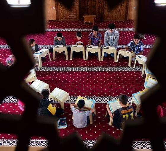 Menzil Tarikatı'ndan çocuklara şeriat okulu: 'Cemâat itikadına sımsıkı bağlanmak önemlidir'