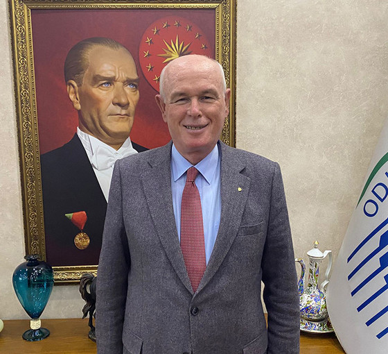 CHP'li Kurt'tan kreş tepkisi: Milli Eğitim Bakanı tarikat yurtlarındaki çocuk istismarlarına odaklansın
