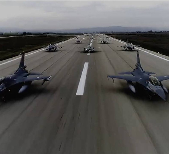 Ankara, ABD'den 23 milyar dolarlık F-16 satın alma anlaşmasının çapını küçülttü