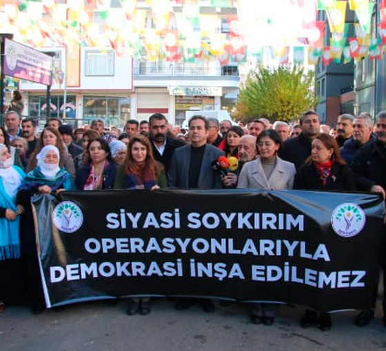 DEM Parti ve DBP'den gözaltılara tepki: 'Bu atmosferde barış inşa edilmez'