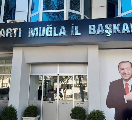 AKP kongresinde 'koltuk' kavgası: 'Evlatlara gözaltılar başladı'
