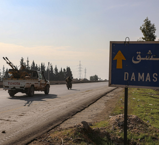 Suriye ordusu, İdlib ve Halep'te HTŞ'ye karşı taarruz başlattı