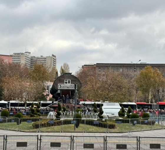 Siyasetçi ve insan hakları savunucularına tutuklama talebi