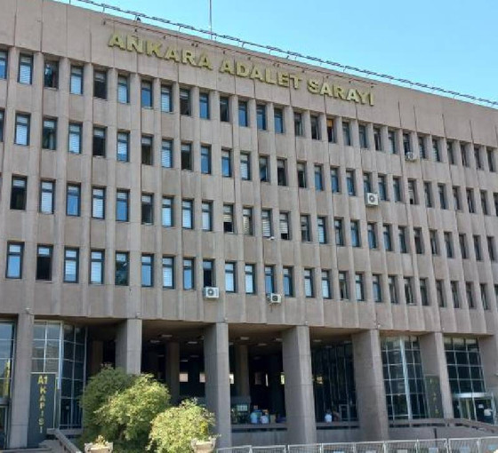 Gözaltına alınan gazetecilerden Aksu ve Uçar tutuklandı