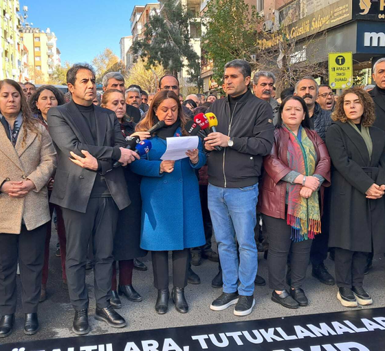 Diyarbakır’da kayyım protestosu: Yenilginin itirafıdır