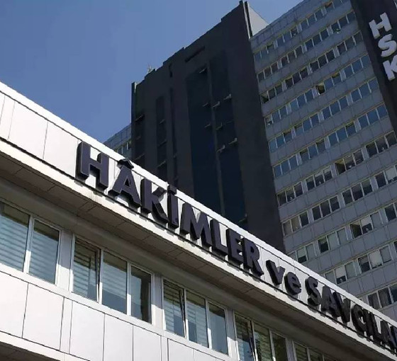 Ahmak ve Dilan Polat davalarının savcısı görevden affını istedi