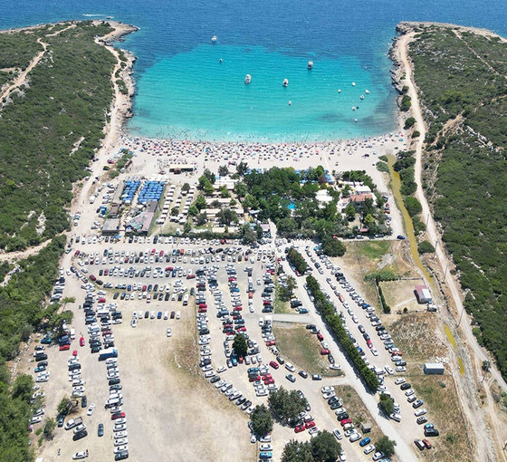 Urla'nın en güzel koylarından Altınköy’de yapılaşma tehdidi