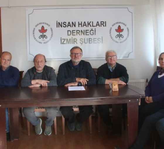 İHD'den çifte kelepçe uygulamasına tepki: 'Mahpusların sağlık hakkı engelleniyor'