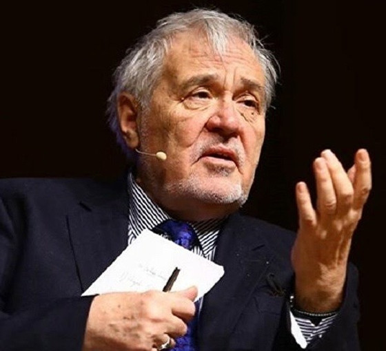 Prof. Dr. İlber Ortaylı hastaneye kaldırıldı... 'Kaçamasın diye özel şekilde tutuluyor'
