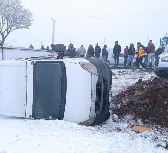 Bitlis'te 23 aracın karıştığı zincirleme kazada 31 yaralı