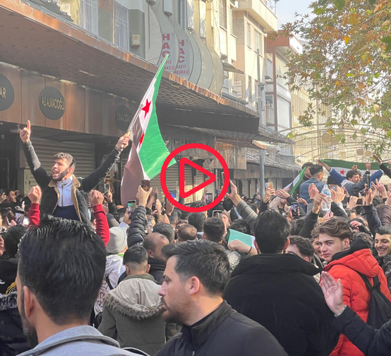 Antep’teki Suriyeliler, Esad iktidarının sona ermesini kutladı