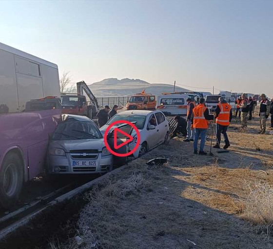 Van'da 30 aracın karıştığı zincirleme trafik kazası: Bir ölü, 51 yaralı