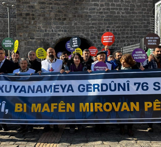 İnsan Hakları Haftası'nda Diyarbakır'dan çağrı: 'Kürt meselesinin çözümü için müzakereler başlatılmalı'