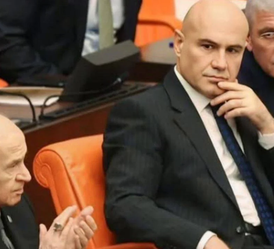 Dervişoğlu'ndan Bahçeli'ye 'bakış' açıklaması: 'Biz onun ne olduğunu, kim olduğunu herkesten iyi biliyoruz'