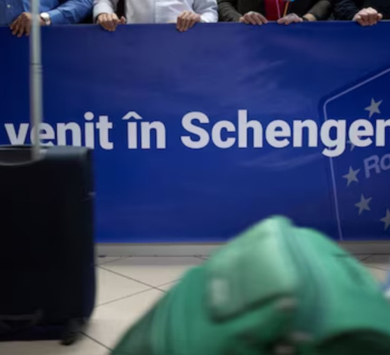 Romanya ve Bulgaristan'a 'en az 6 ay kontrol' ile tam Schengen üyeliği verildi