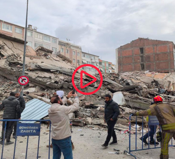 Güngören'de 'kentsel dönüşüm': Yine bir bina çöktü