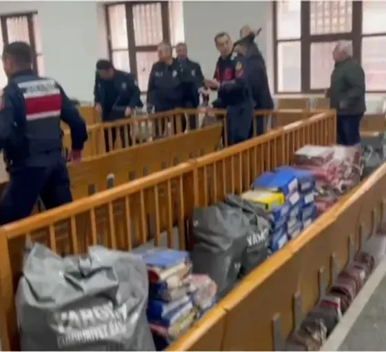 Mahkeme salonunda silahlı saldırı: İki ölü