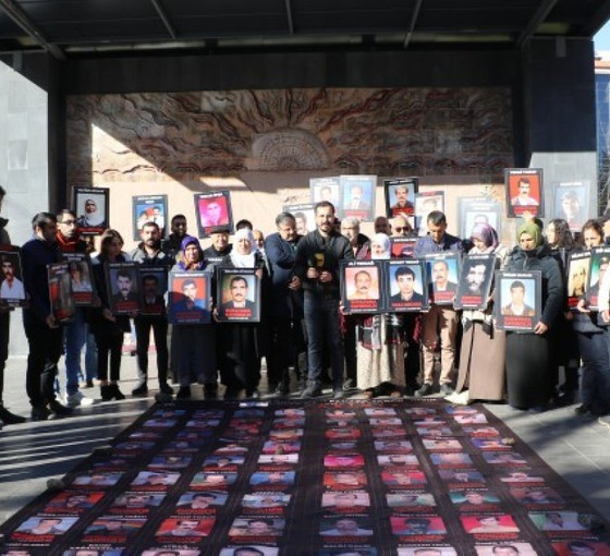 Kayıp yakınları: Çözümde samimiyseniz kayıp yakınlarının sesini duyun