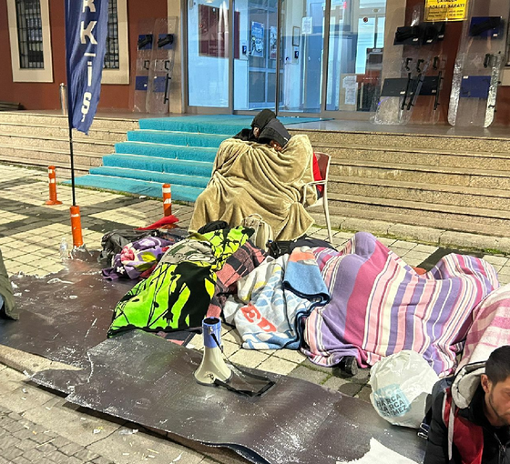 Polonez işçilerinin açlık grevinde bir hafta sona erdi: 'İlla birilerinin ölmesi mi lazım?'
