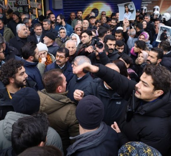 Katledilen gazeteciler için yapılan açıklamaya polis saldırısı: 10’u gazeteci en az 39 gözaltı
