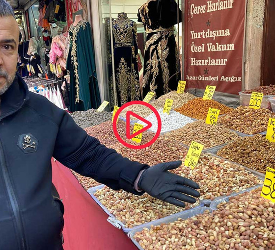 Yılbaşı gecelerinin vazgeçilmezi kuruyemiş tezgahta kaldı