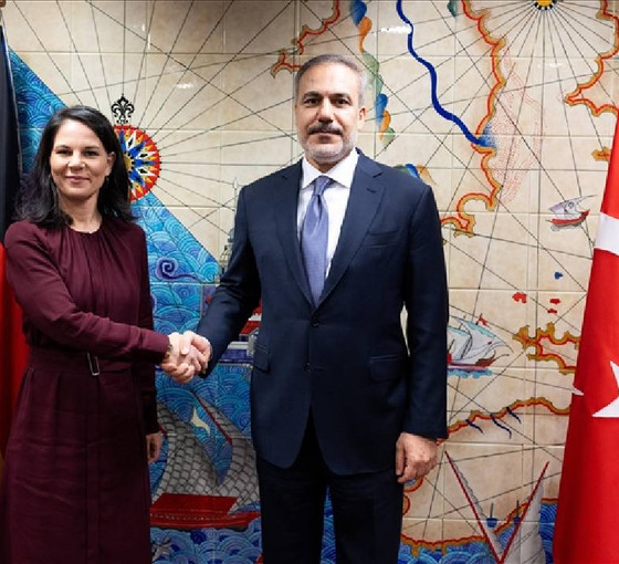 Baerbock: Türkiye'nin meşru güvenlik çıkarları, Suriye'de Kürtlerin yine sürülmesi, yeniden şiddet yaşanmasına neden olmamalı