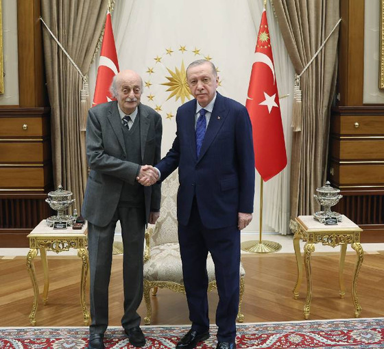 Erdoğan, Lübnan'daki Dürzi lider Canbolat'ı kabul etti